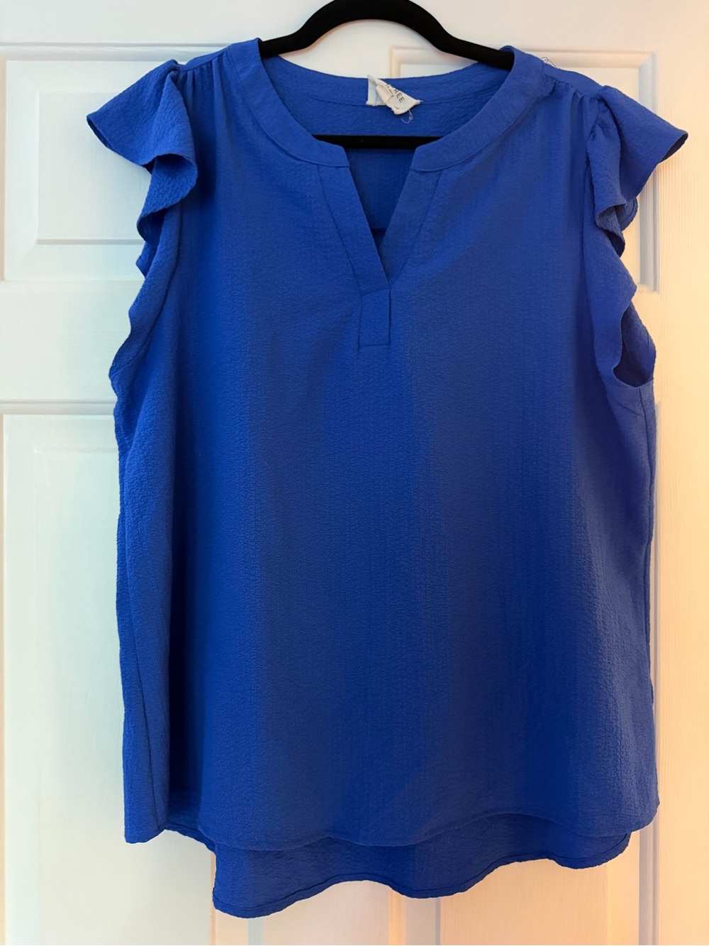 ANDREE BY UNIT Cobalt Blue Ruffle Cap-Sleeve Split-Neck Blouse
